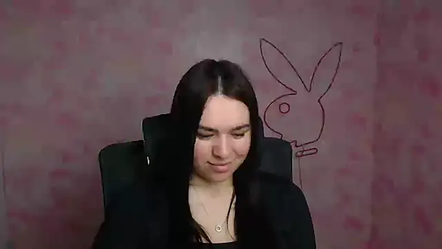 Lola Saymyname online show from April 5, 2026, 11:17 am