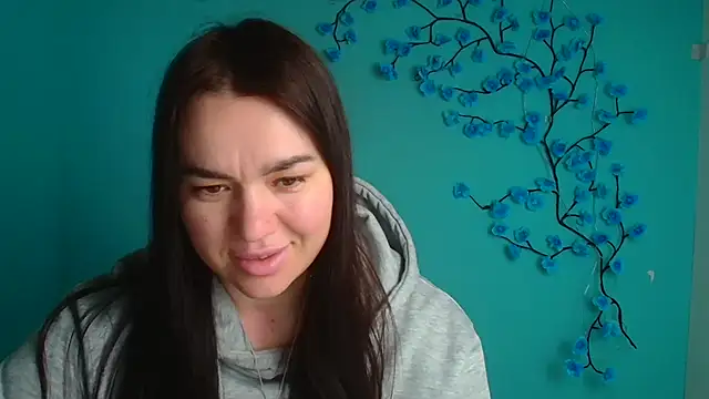 Lola Saymyname online show from April 11, 2026, 11:14 am