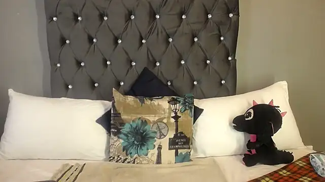 BIG BOOBSxXxX online show from March 8, 2026, 4:21 pm