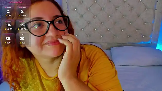 Snapshot of mishell_lovely chatting on March 4, 2026, 12:13 pm mishell lovely online show from March 4, 2026, 12:13 pm