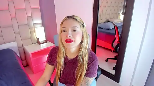 LexxyBunny  online show from September 24, 2025, 11:39 am