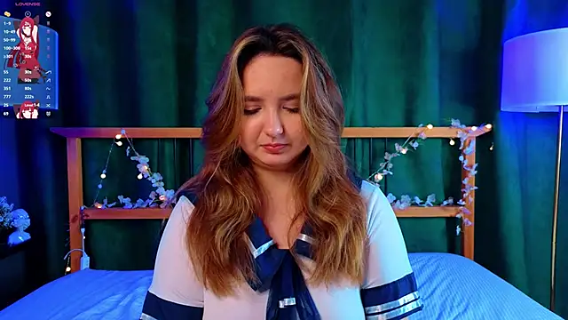 LucilleMcBride online show from November 30, 2025, 7:09 am