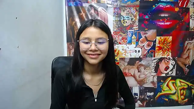 SofieLove 01 online show from October 25, 2025, 8:46 am