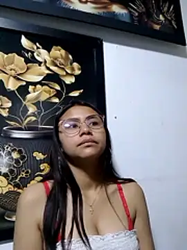 SofieLove 01 online show from December 19, 2025, 8:38 am