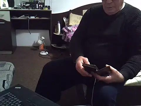 ColaredCuck55 online show from January 18, 2026, 7:17 pm