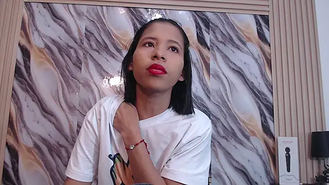 Snapshot of Samantha_Fox69_ chatting on November 10, 2025, 5:40 pm Samantha Fox69 online show from November 10, 2025, 5:40 pm