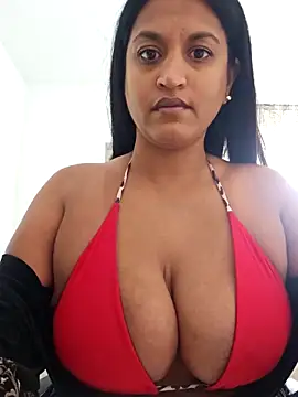 Busty AriaX online show from October 31, 2025, 10:34 am