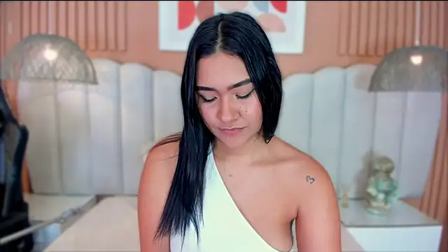 Snapshot of noa_moon chatting on December 14, 2025, 2:29 am noa moon online show from December 14, 2025, 2:29 am