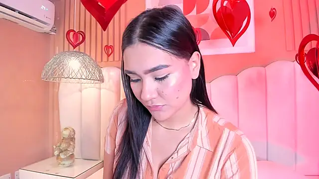 Snapshot of noa_moon chatting on February 11, 2026, 2:33 am noa moon online show from February 11, 2026, 2:33 am