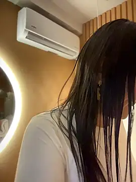 Snapshot of noa_moon chatting on February 1, 2026, 3:16 am noa moon online show from February 1, 2026, 3:16 am