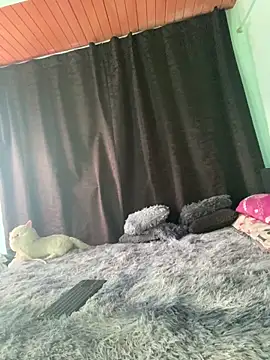 EVAH LEE  online show from April 21, 2026, 6:36 pm