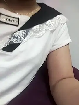 -Mie-xxx online show from February 14, 2026, 5:24 pm