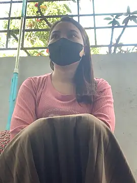 -Mie-xxx online show from January 14, 2026, 5:11 am