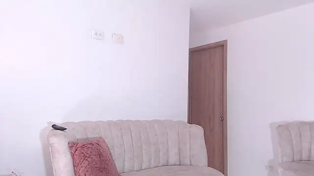 Snapshot of Martina_ferer chatting on June 20, 2026, 3:06 pm Martina ferer online show from June 20, 2026, 3:06 pm