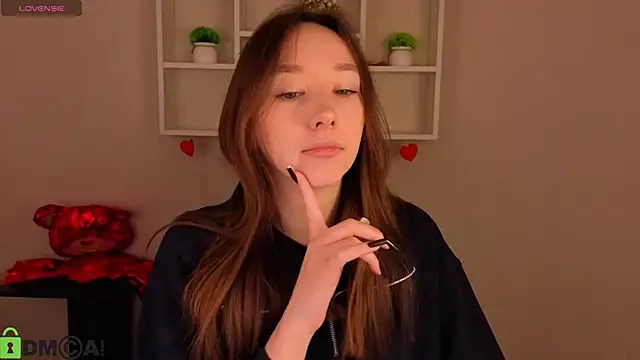 Snapshot of Miche1le_Allenne chatting on February 8, 2026, 1:03 am Miche1le Allenne online show from February 8, 2026, 1:03 am