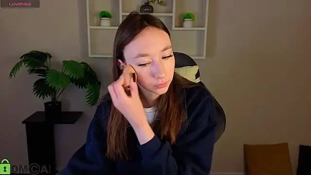 Snapshot of Miche1le_Allenne chatting on March 1, 2026, 12:54 am Miche1le Allenne online show from March 1, 2026, 12:54 am