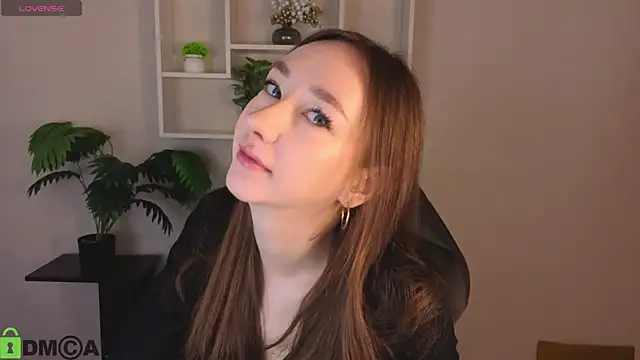 Miche1le Allenne online show from April 13, 2026, 1:09 am