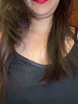 annanya01 online show from May 9, 2026, 4:16 am