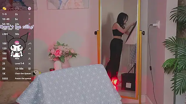 Sophie SkyAngel online show from October 3, 2025, 9:16 pm