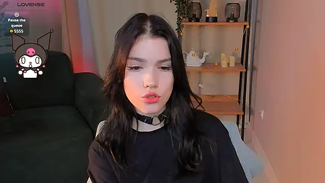 Sophie SkyAngel online show from October 14, 2025, 1:45 pm