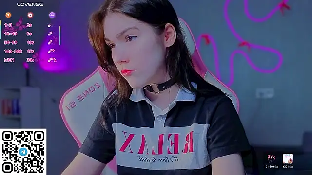 Sophie SkyAngel online show from March 19, 2026, 2:28 pm