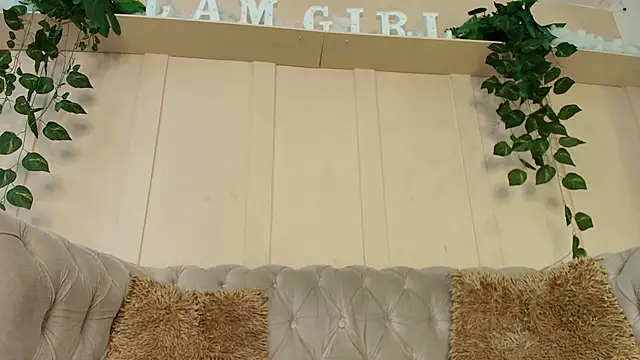 Snapshot of lorena_rubio chatting on October 1, 2025, 12:09 pm lorena rubio online show from October 1, 2025, 12:09 pm