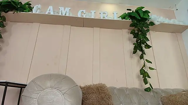 Snapshot of lorena_rubio chatting on November 1, 2025, 12:10 pm lorena rubio online show from November 1, 2025, 12:10 pm