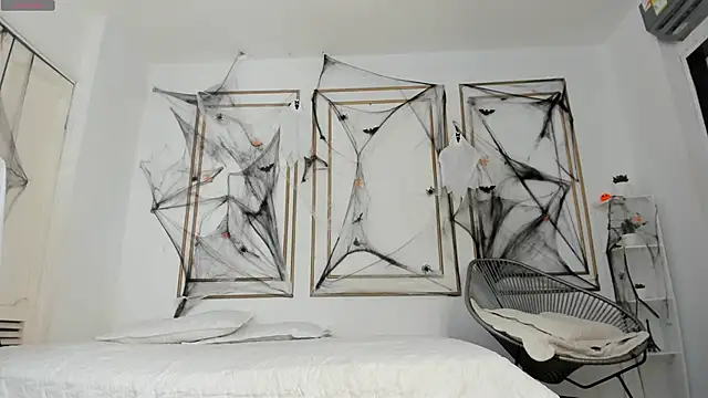 Snapshot of lorena_rubio chatting on October 22, 2025, 12:26 pm lorena rubio online show from October 22, 2025, 12:26 pm