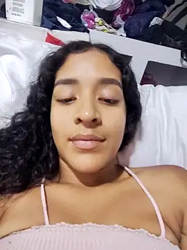 Snapshot of Amber-Sweett chatting on November 6, 2025, 2:59 am Amber-Sweett online show from November 6, 2025, 2:59 am