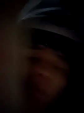 Snapshot of Amber-Sweett chatting on October 30, 2025, 4:44 am Amber-Sweett online show from October 30, 2025, 4:44 am