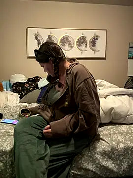 petalsexy online show from December 16, 2025, 8:13 pm