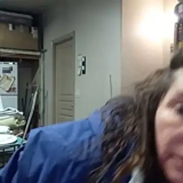 petalsexy online show from December 5, 2025, 8:39 pm