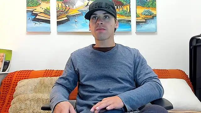 Snapshot of alex-golden chatting on September 22, 2025, 1:28 pm alex-golden online show from September 22, 2025, 1:28 pm