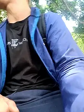 alex-golden online show from April 21, 2026, 4:24 pm