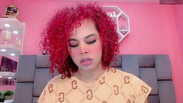 Snapshot of KlhoeGill chatting on September 16, 2025, 12:17 pm KlhoeGill online show from September 16, 2025, 12:17 pm