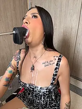 ValentinaBianchi online show from April 22, 2026, 5:53 pm