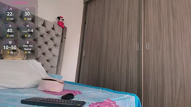 Snapshot of dreamsussi chatting on October 20, 2025, 5:13 pm dreamsussi online show from October 20, 2025, 5:13 pm