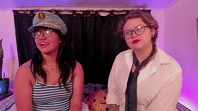 Snapshot of CrazyCakes_ chatting on January 15, 2026, 2:26 am CrazyCakes online show from January 15, 2026, 2:26 am