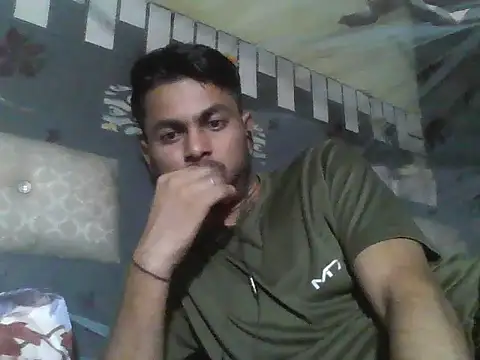 Snapshot of ursdreamperson chatting on October 24, 2025, 3:55 pm ursdreamperson online show from October 24, 2025, 3:55 pm