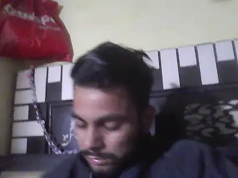 ursdreamperson online show from November 13, 2025, 3:10 am