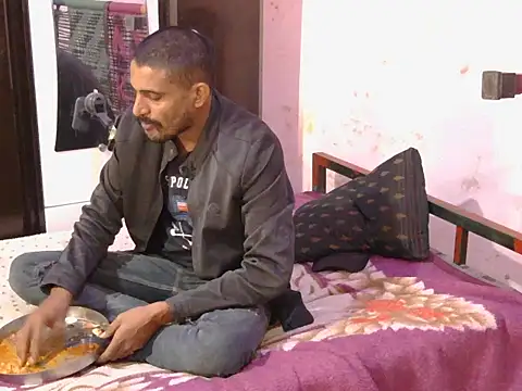 Snapshot of krishjaat43 chatting on December 15, 2025, 8:20 am krishjaat43 online show from December 15, 2025, 8:20 am