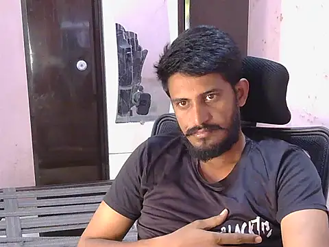 krishjaat43 online show from April 15, 2026, 10:43 am