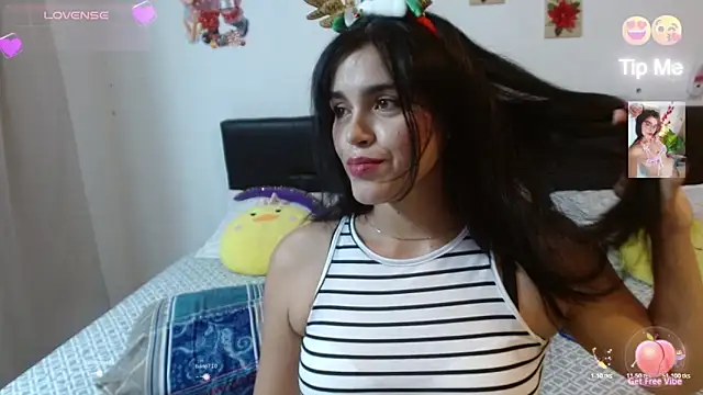 Snapshot of angelly__kate chatting on December 18, 2025, 1:00 am angelly kate online show from December 18, 2025, 1:00 am