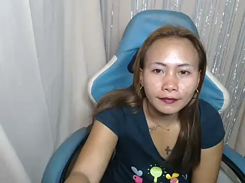 Snapshot of joanpetite chatting on June 23, 2026, 11:36 pm joanpetite online show from June 23, 2026, 11:36 pm