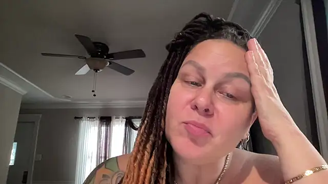 Snapshot of number1slut chatting on January 31, 2026, 7:23 pm number1slut online show from January 31, 2026, 7:23 pm