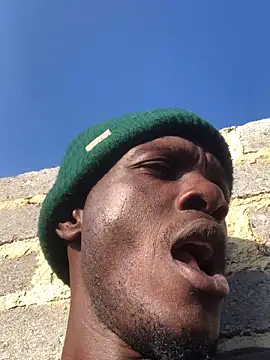 cuminsidebby online show from November 8, 2025, 4:49 am