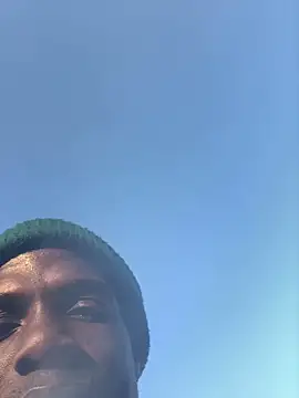 cuminsidebby online show from November 5, 2025, 4:04 am