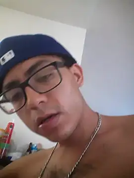 Snapshot of Jaleale33 chatting on December 2, 2025, 7:15 pm Jaleale33 online show from December 2, 2025, 7:15 pm