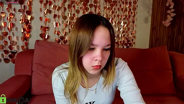 Lori Blossom online show from February 11, 2026, 9:42 am