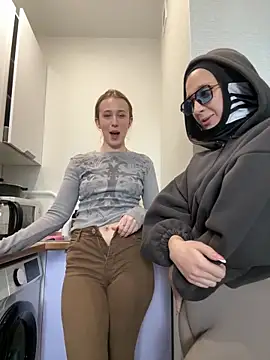 yourfavpsy  online show from April 11, 2026, 1:26 pm